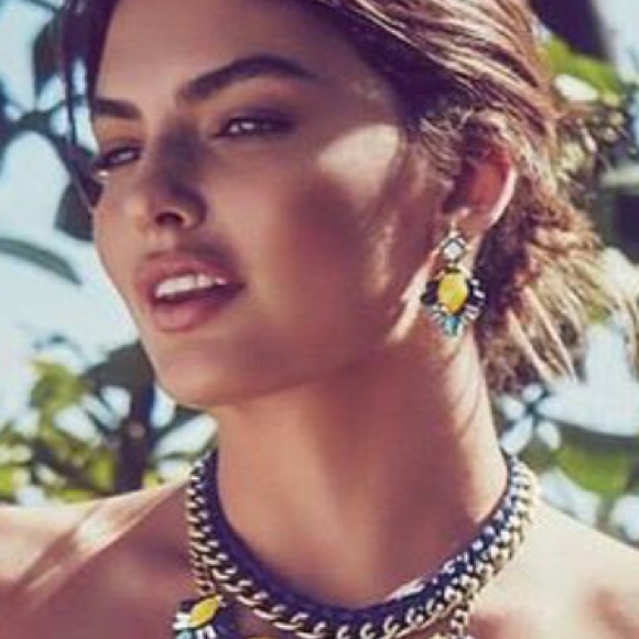 Stunning earrings - Picture 2 of 5